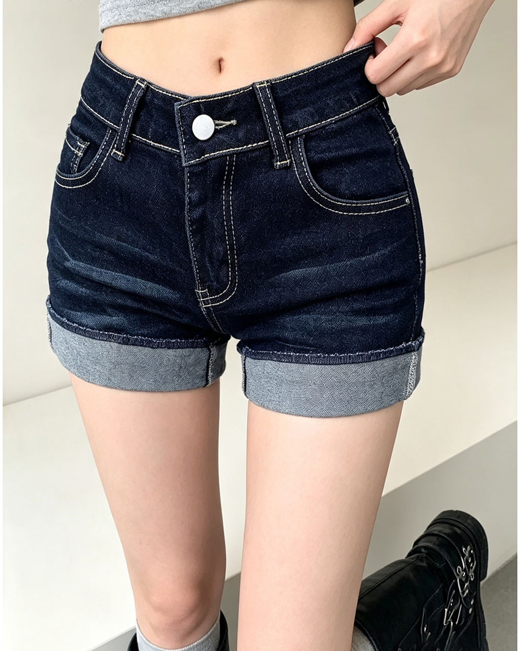 Women High Waist Cuffed A-Line Denim Shorts