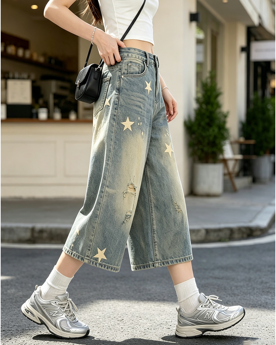 Women Star Print Cropped Jeans